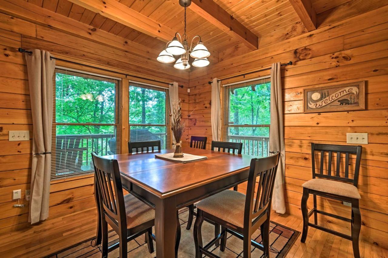 Pigeon Forge Cabin With Hot Tub, Grill And Pool Table! Villa Sevierville Bagian luar foto