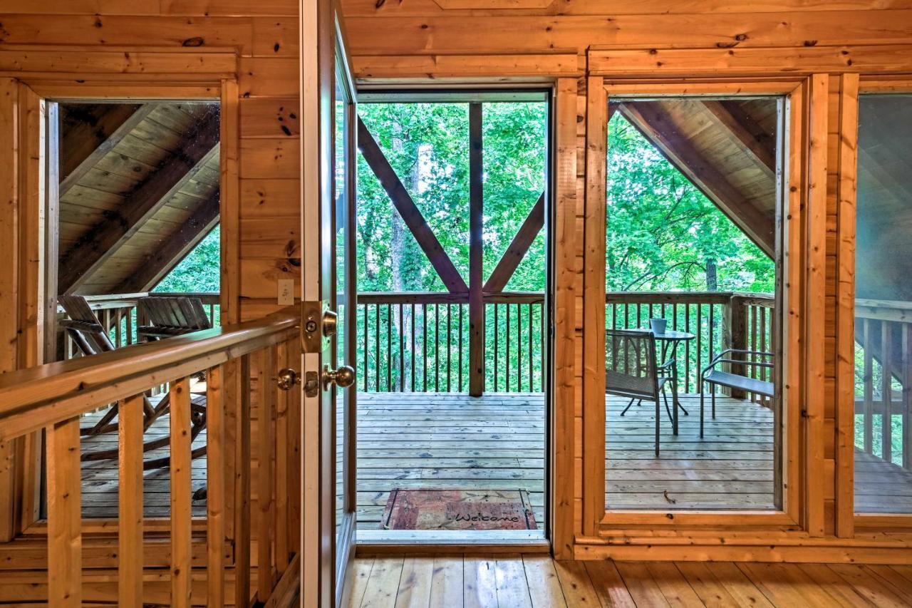 Pigeon Forge Cabin With Hot Tub, Grill And Pool Table! Villa Sevierville Bagian luar foto